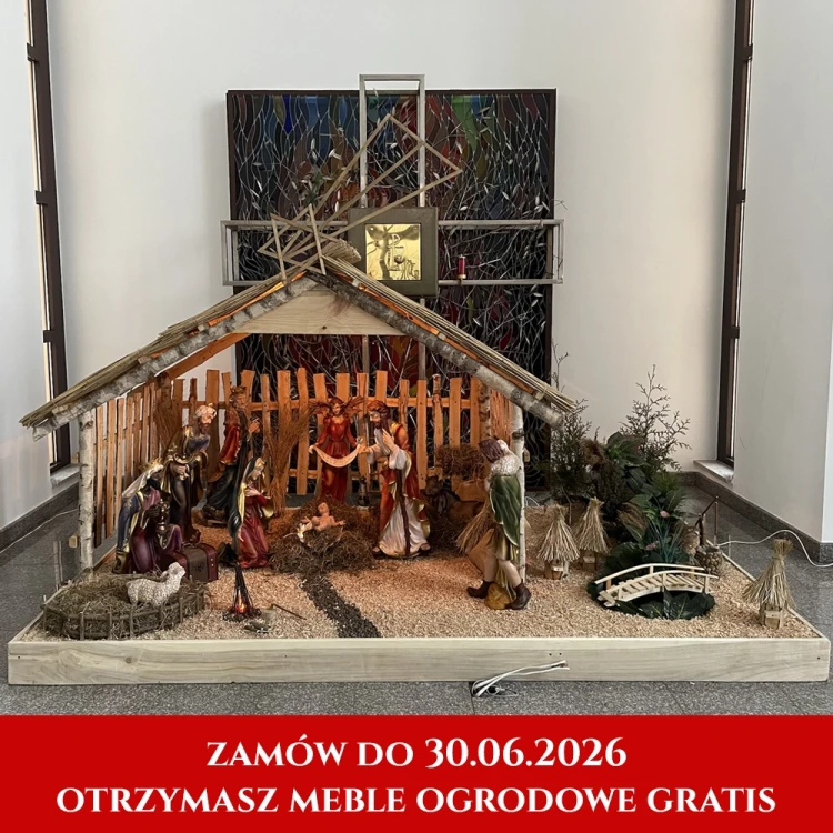 Szopka ruchoma duża z figurami - dach skośny + gratis