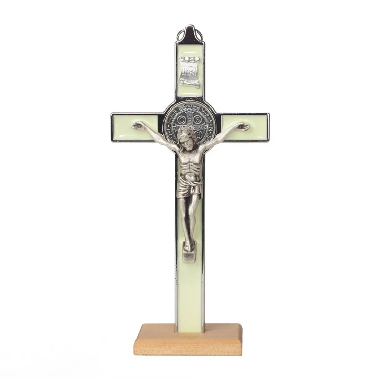 Krzyż Św. Benedykta stojący 20 cm fluor metalowy
