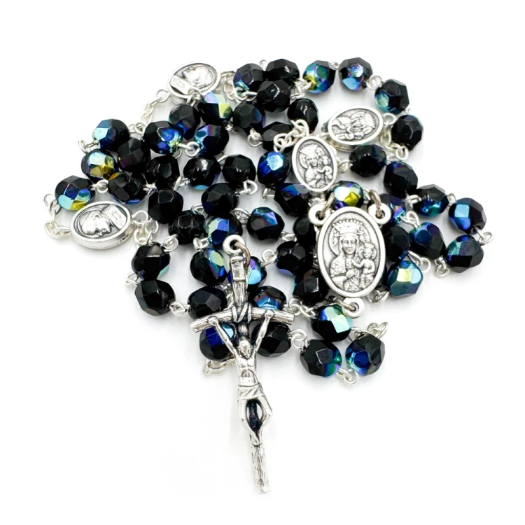 Różaniec kryształowy z medalikami czarny